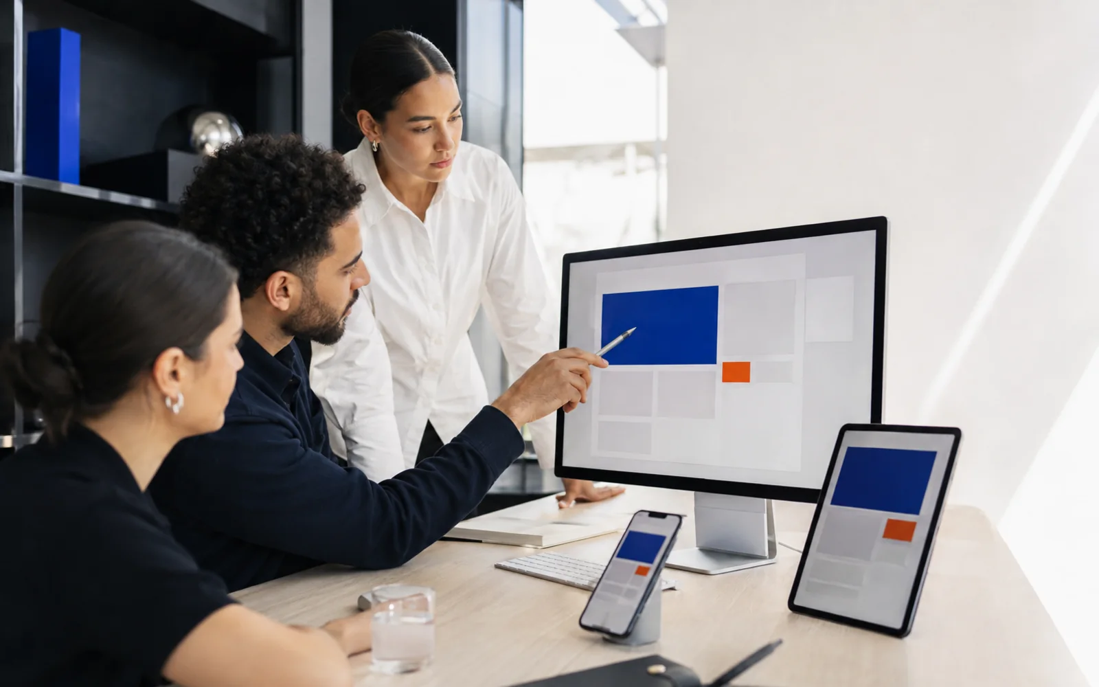 Illustrative responsive digital experience and campaign system